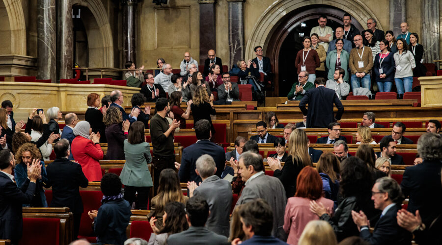 Política pública de pau aprovada Parlament